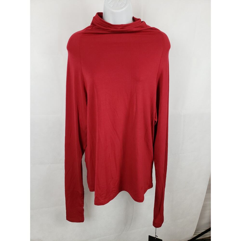 NWT Moyuru Top Womens Size M Red Turtle Neck Long Sleeve Shirt Polyester Blend‎